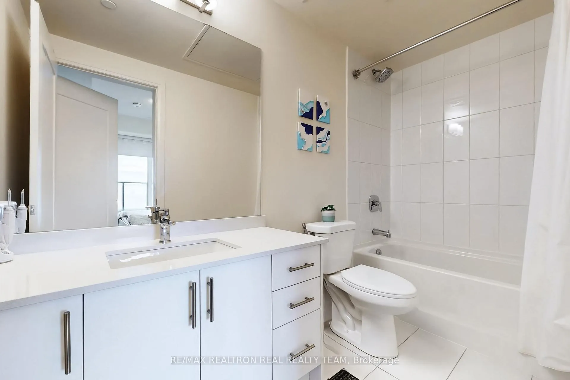 Photo 20 of Unit 207, 8960 Jane Street, Vaughan, Vellore Village — HOMEH