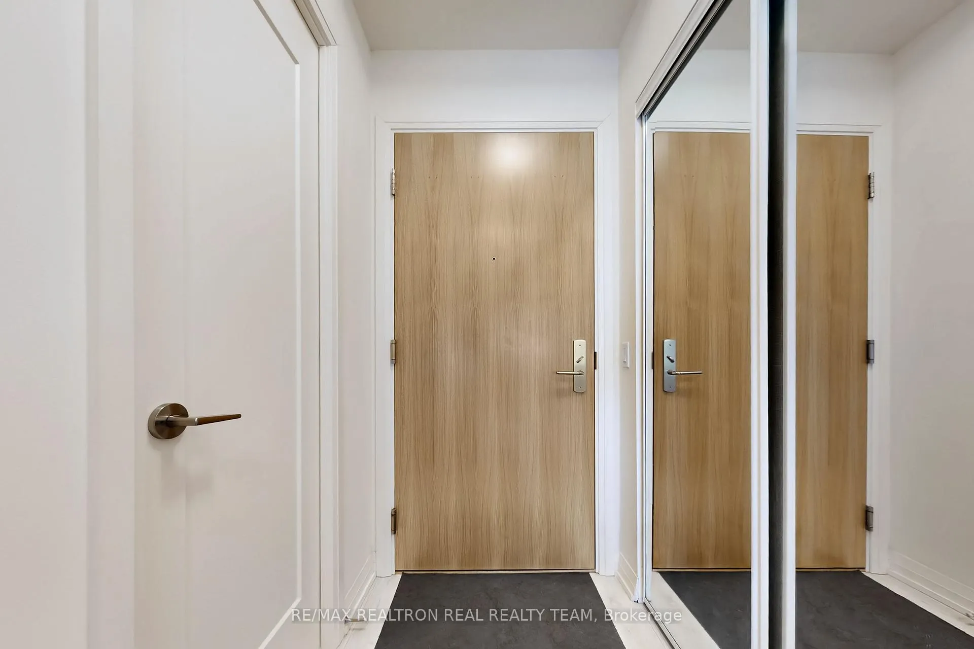Photo 25 of Unit 207, 8960 Jane Street, Vaughan, Vellore Village — HOMEH