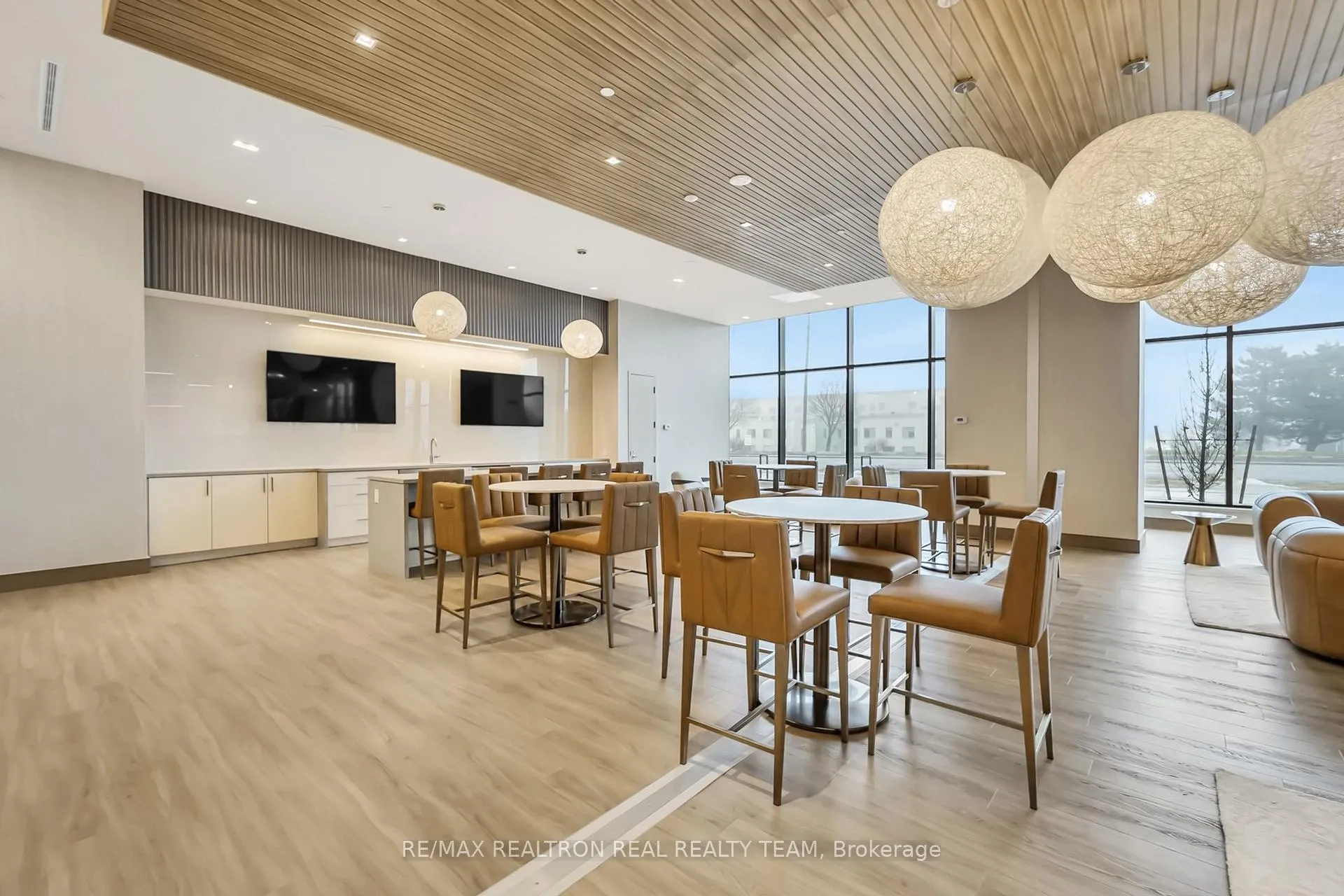 Photo 31 of Unit 207, 8960 Jane Street, Vaughan, Vellore Village — HOMEH