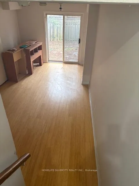 Photo 3 of Unit 133, 65 Brickyard Way, Brampton, Brampton North — HOMEH