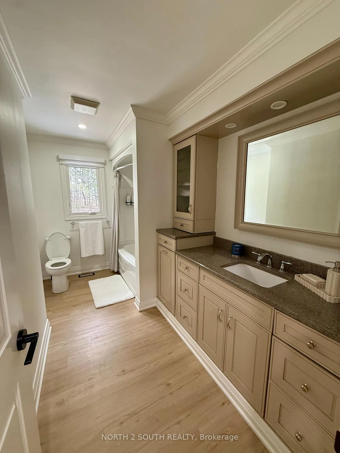 Photo 10 of Unit Upper, 178 Ripplewood Road, Cambridge — HOMEH
