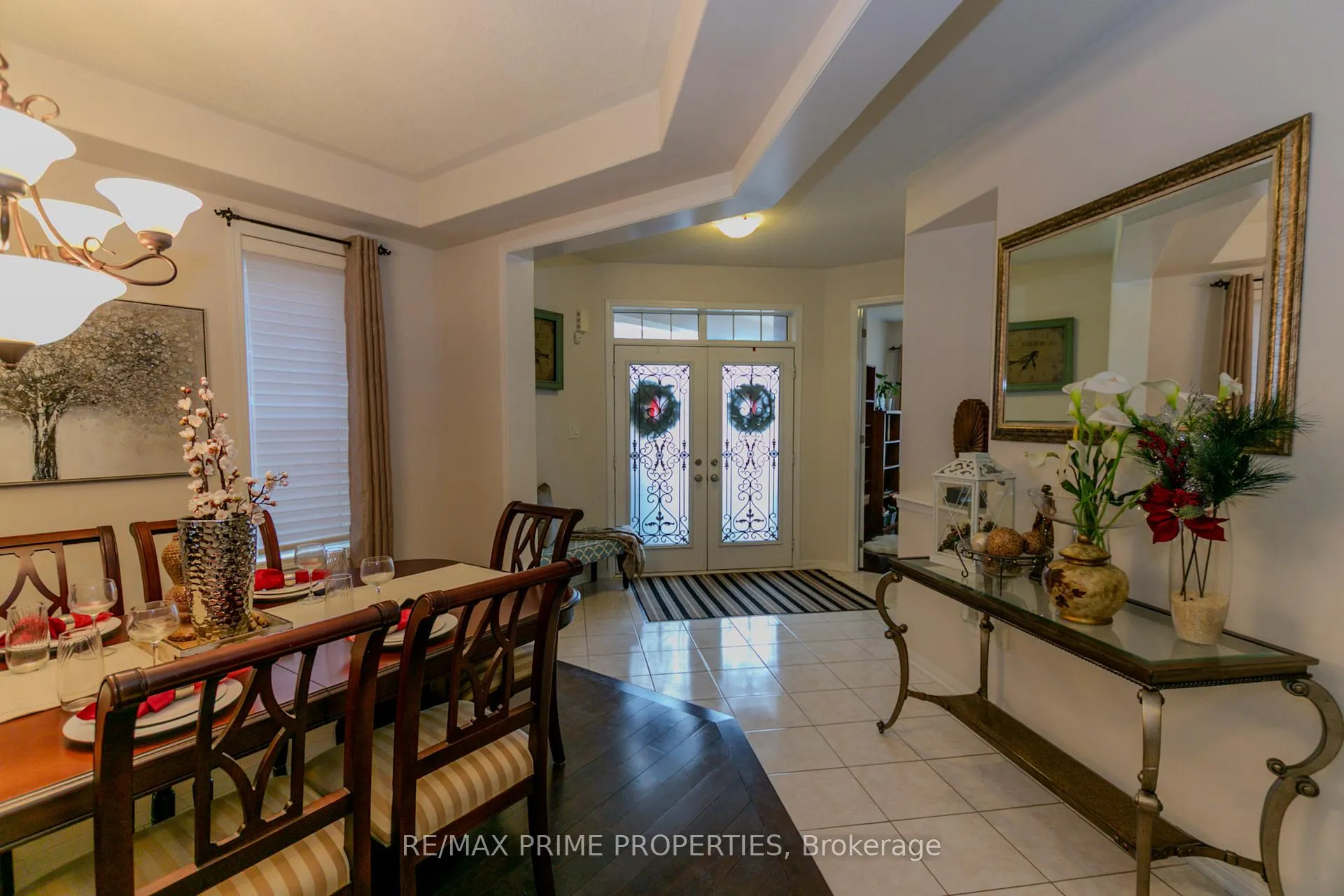 Photo 2 of 50 Gibbs Road, Brampton, Northwest Brampton — HOMEH