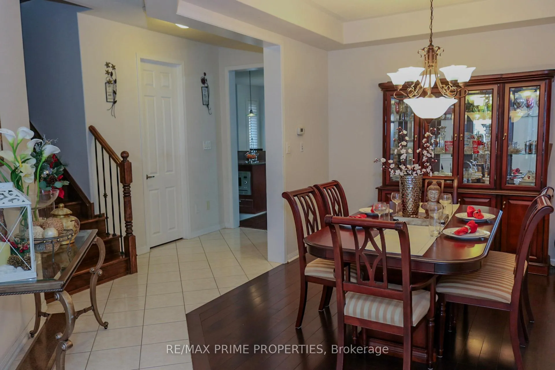 Photo 7 of 50 Gibbs Road, Brampton, Northwest Brampton — HOMEH