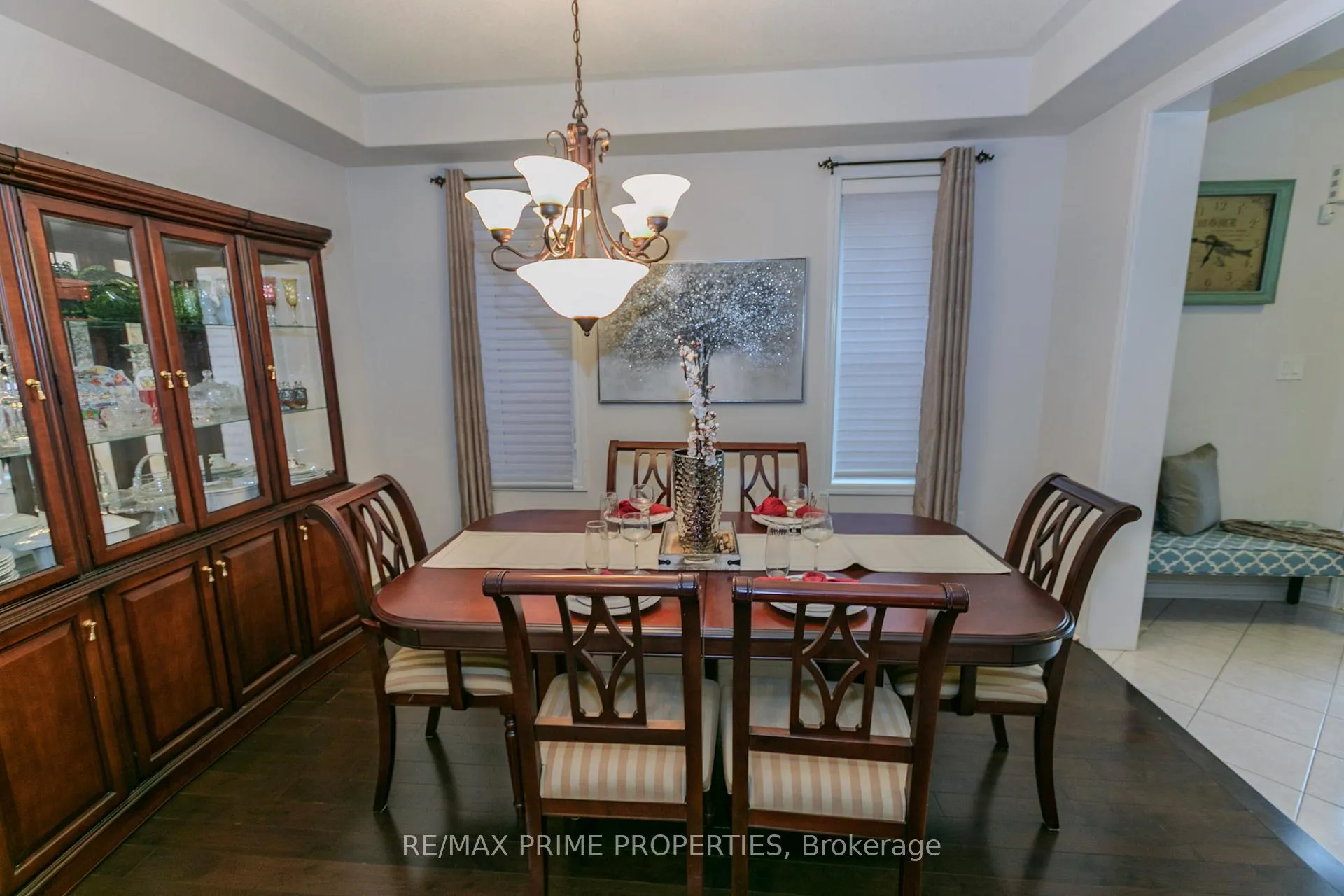 Photo 10 of 50 Gibbs Road, Brampton, Northwest Brampton — HOMEH