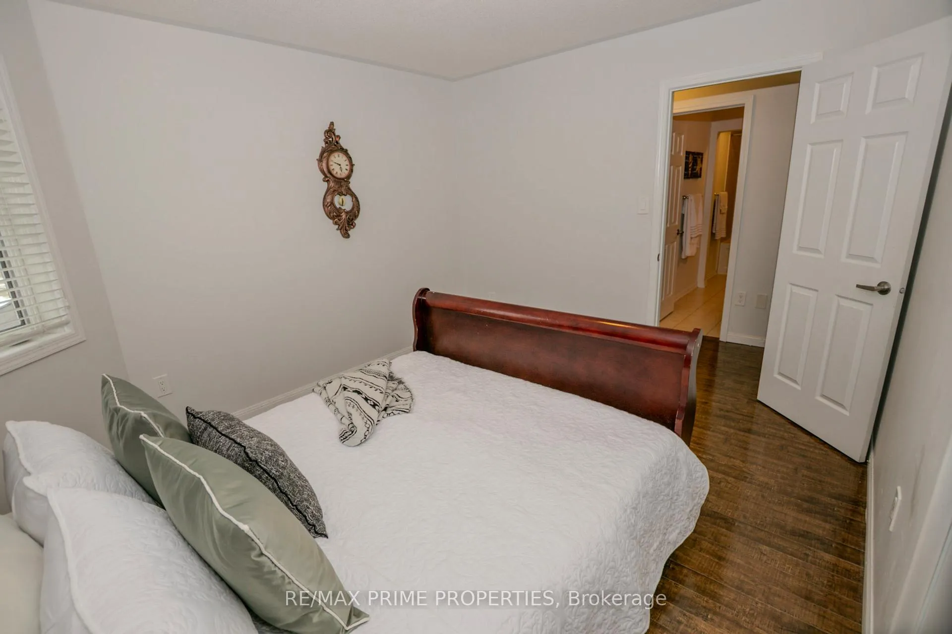 Photo 28 of 50 Gibbs Road, Brampton, Northwest Brampton — HOMEH