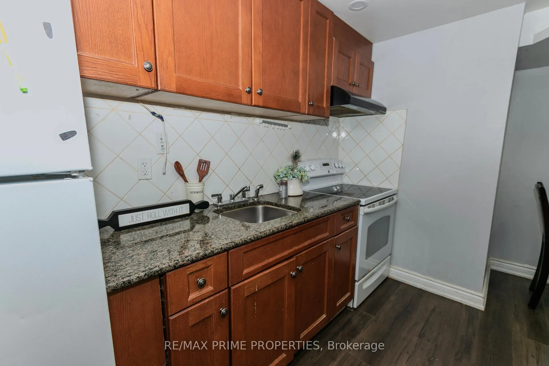 Photo 37 of 50 Gibbs Road, Brampton, Northwest Brampton — HOMEH