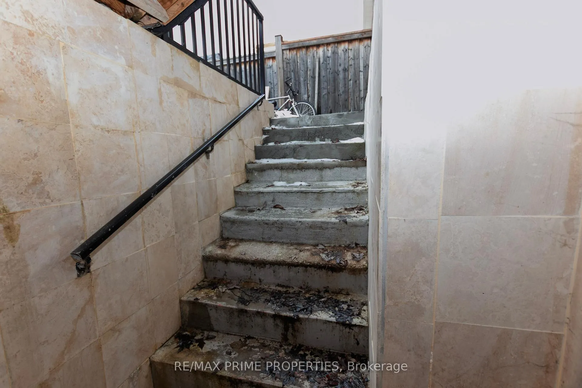 Photo 40 of 50 Gibbs Road, Brampton, Northwest Brampton — HOMEH