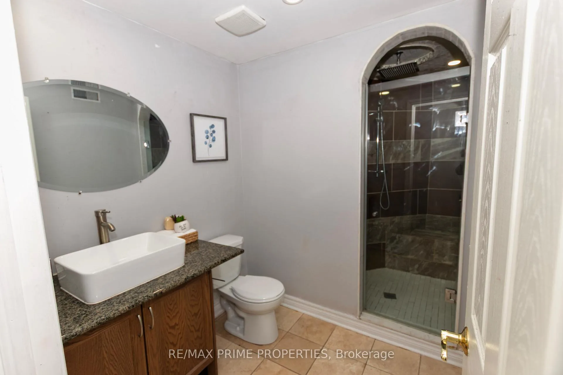 Photo 43 of 50 Gibbs Road, Brampton, Northwest Brampton — HOMEH