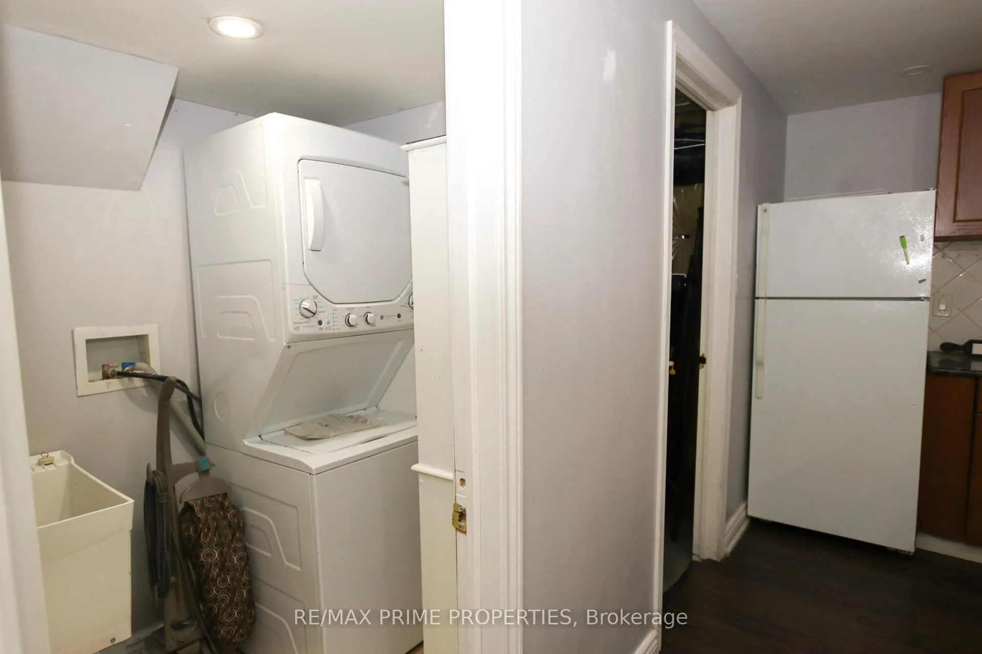 Photo 45 of 50 Gibbs Road, Brampton, Northwest Brampton — HOMEH