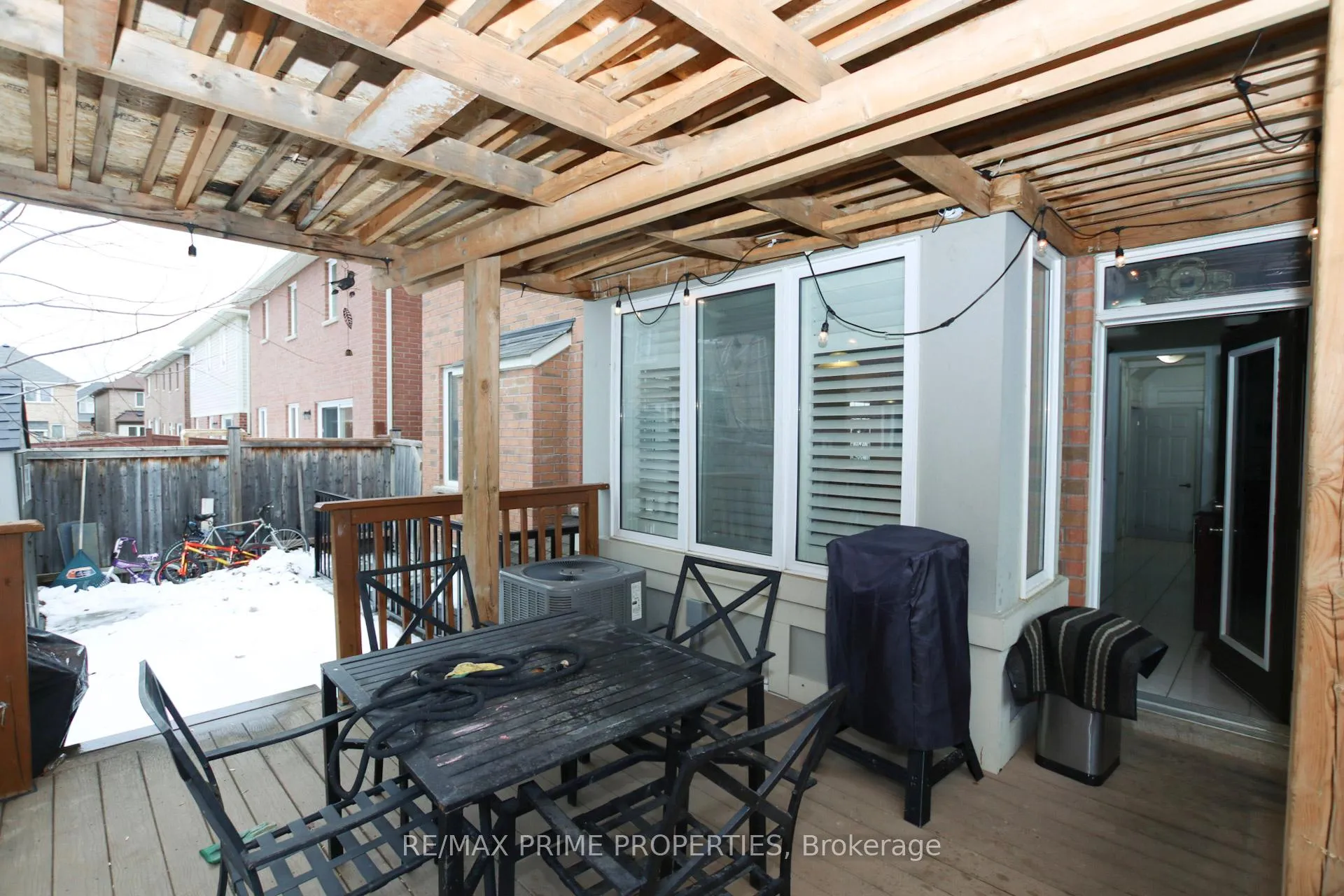 Photo 46 of 50 Gibbs Road, Brampton, Northwest Brampton — HOMEH