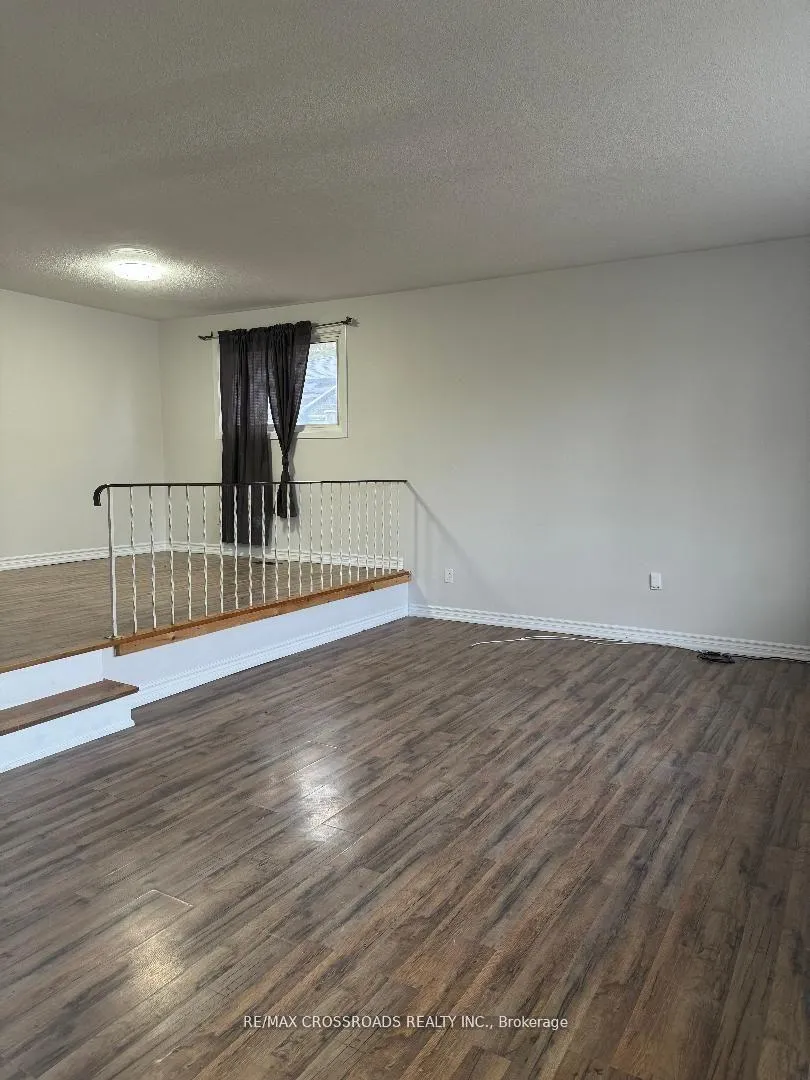 Photo 11 of 24 Cole Avenue, Clarington, Bowmanville — HOMEH