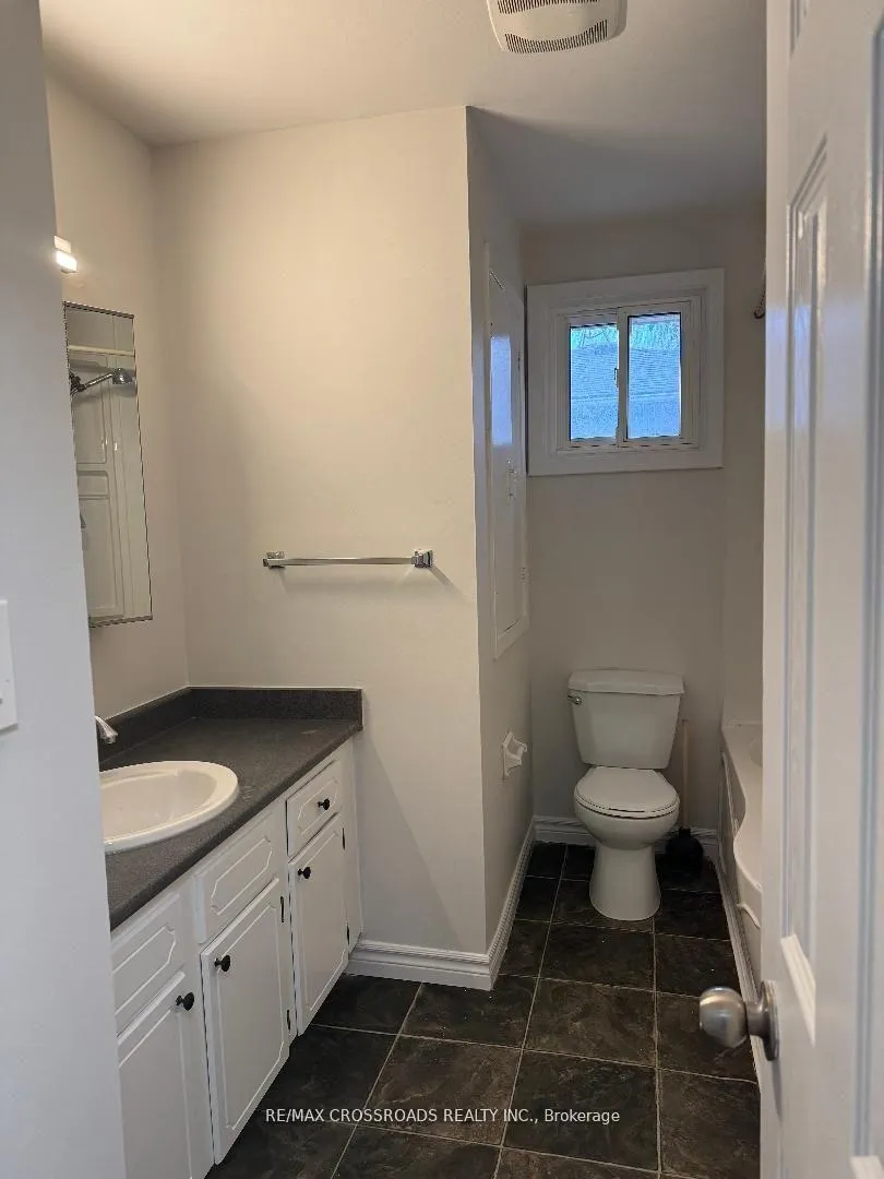 Photo 14 of 24 Cole Avenue, Clarington, Bowmanville — HOMEH