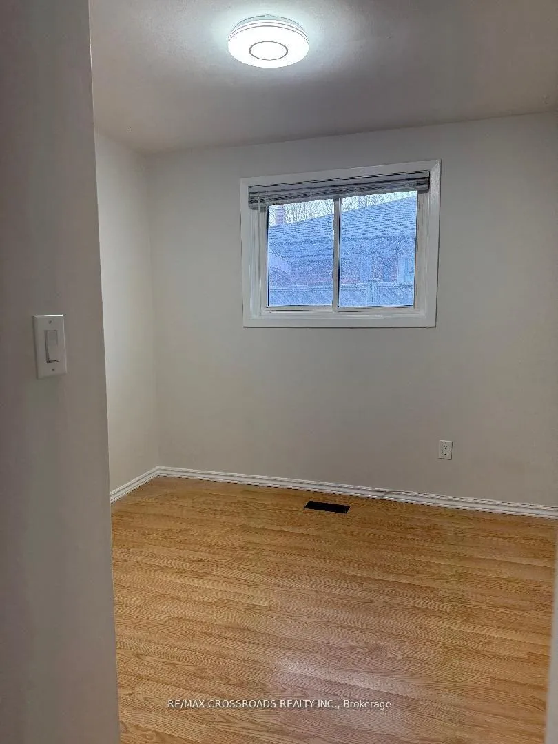Photo 16 of 24 Cole Avenue, Clarington, Bowmanville — HOMEH