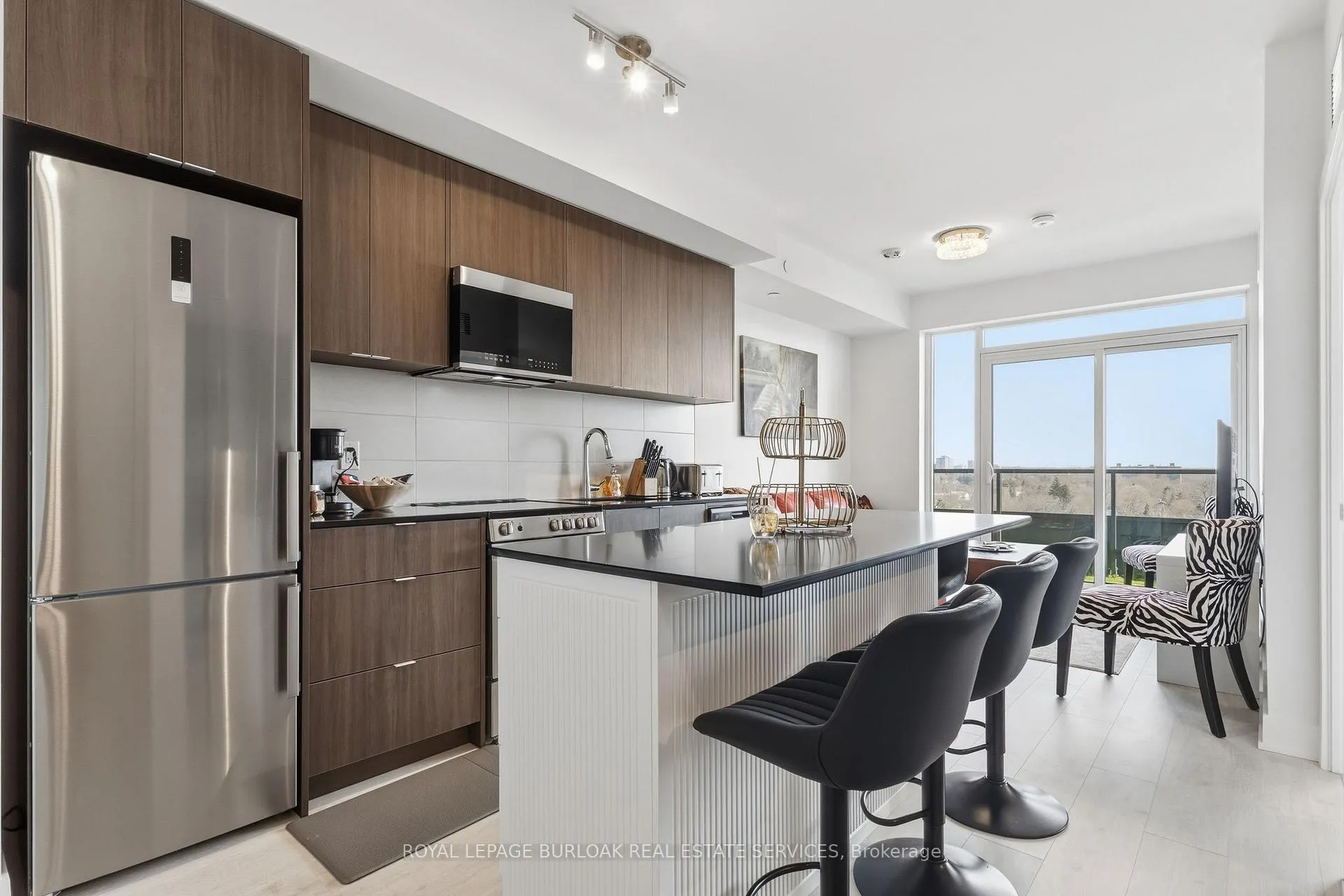 Photo 7 of Unit 1104, 2088 James Street, Burlington, Brant — HOMEH