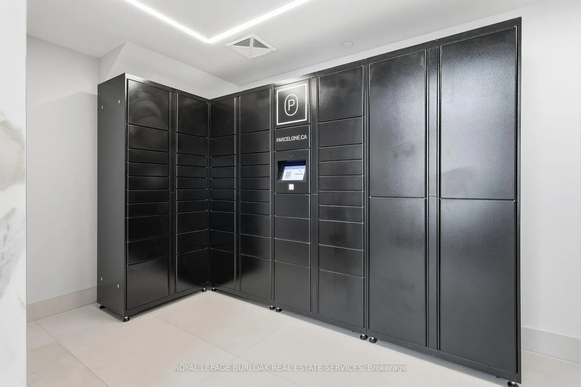 Photo 15 of Unit 1104, 2088 James Street, Burlington, Brant — HOMEH