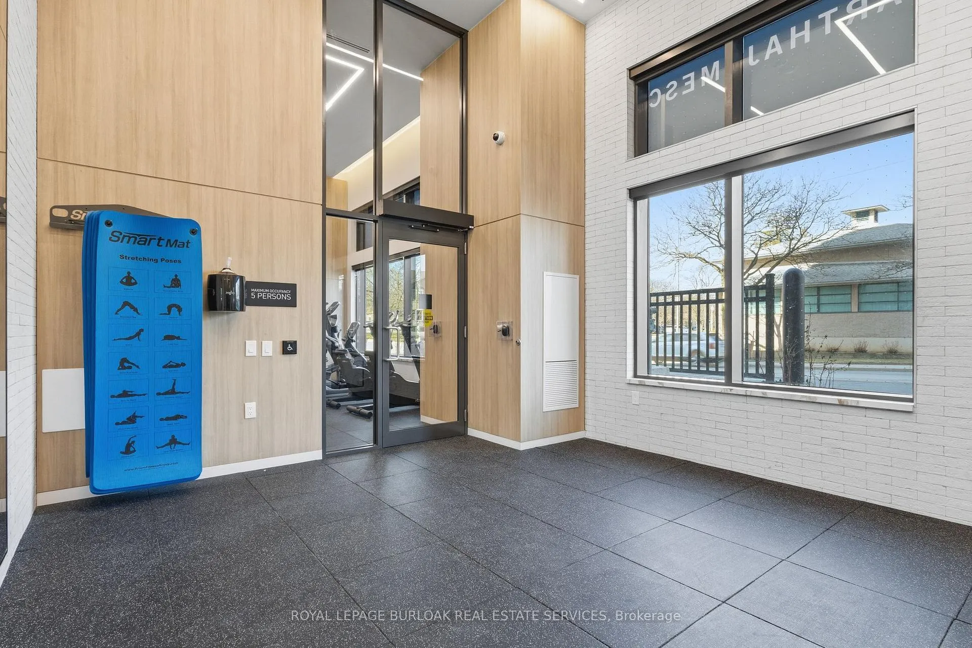 Photo 18 of Unit 1104, 2088 James Street, Burlington, Brant — HOMEH