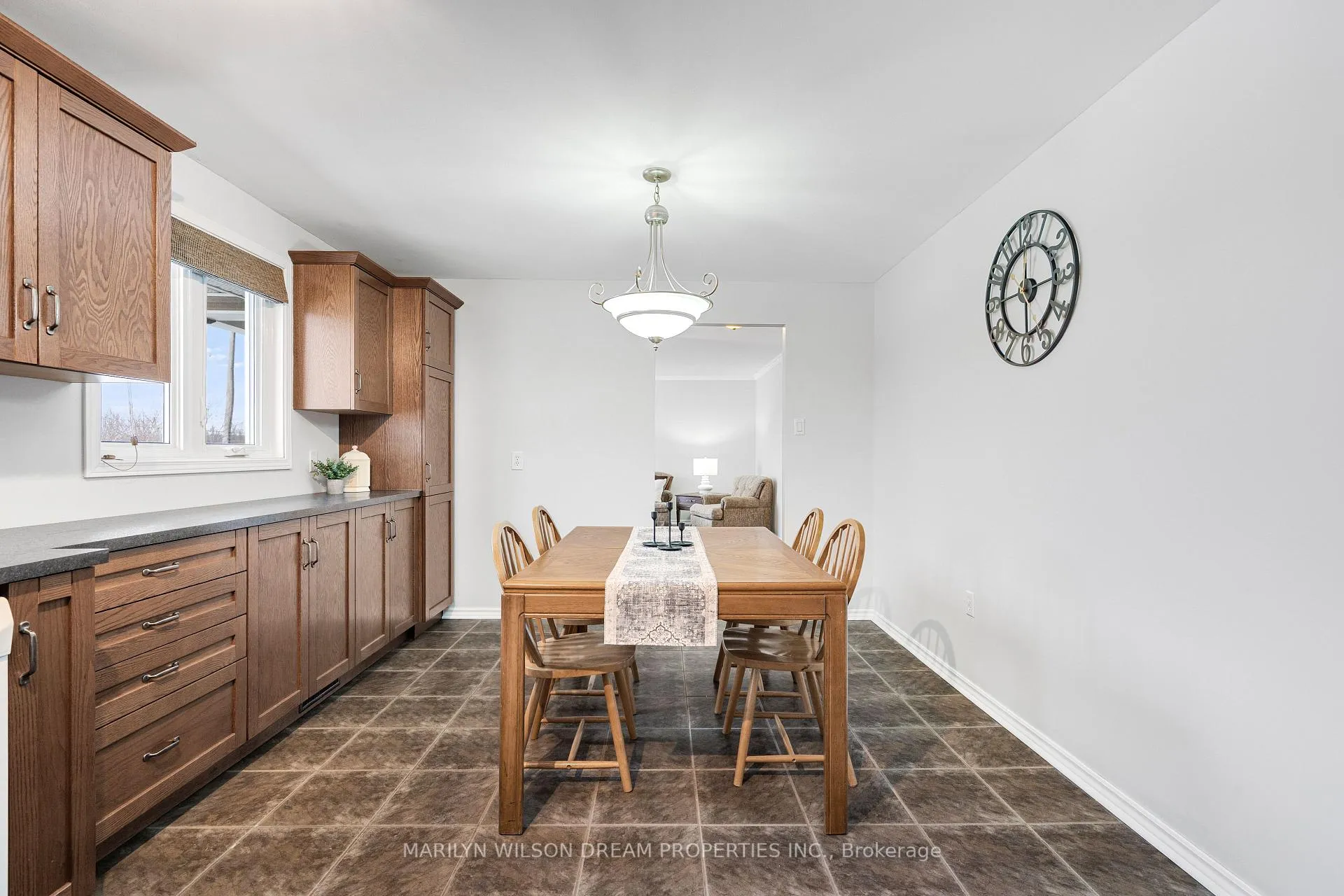 Photo 13 of 1234 Kinburn Side Road, Ottawa, Dunrobin — HOMEH