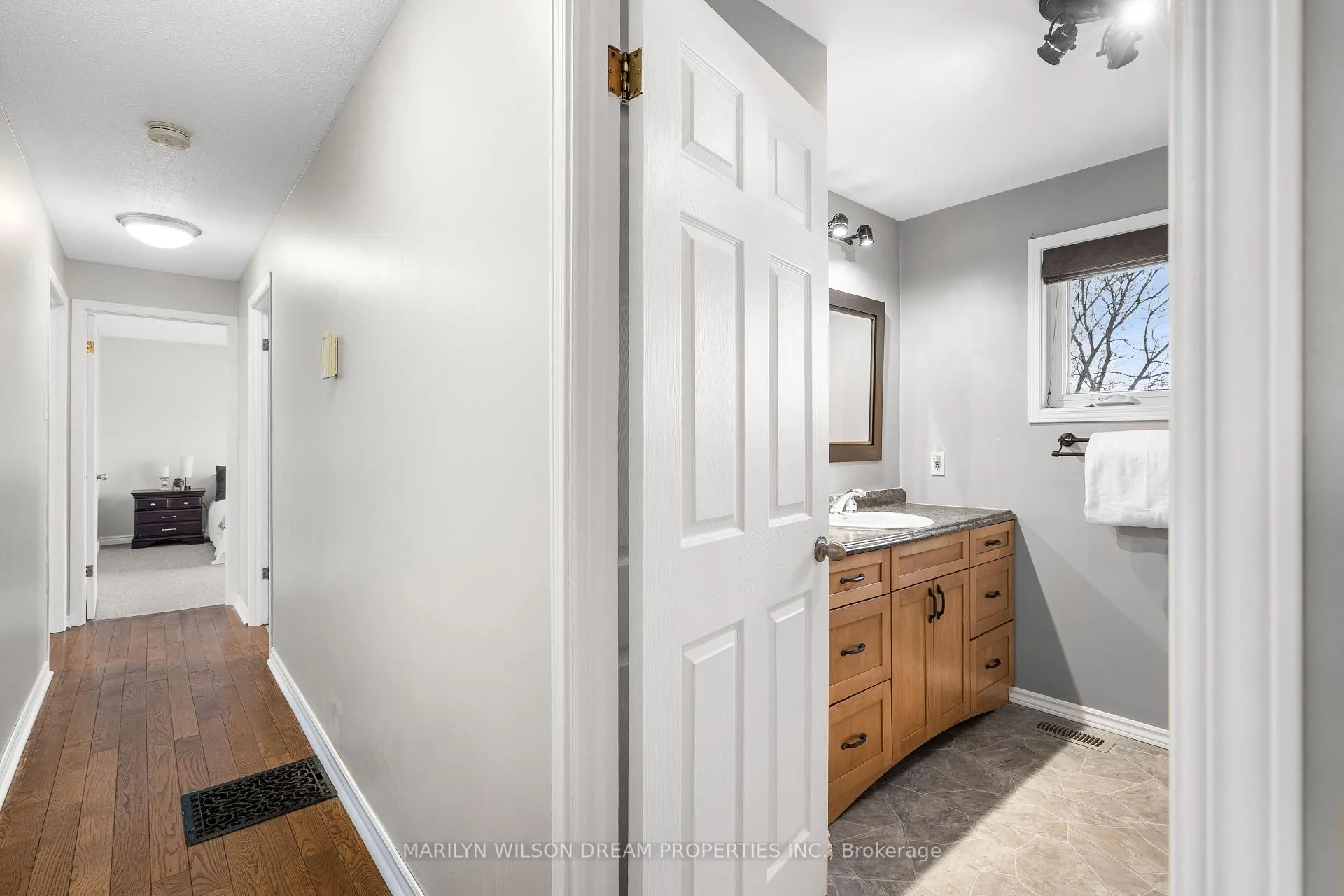 Photo 20 of 1234 Kinburn Side Road, Ottawa, Dunrobin — HOMEH