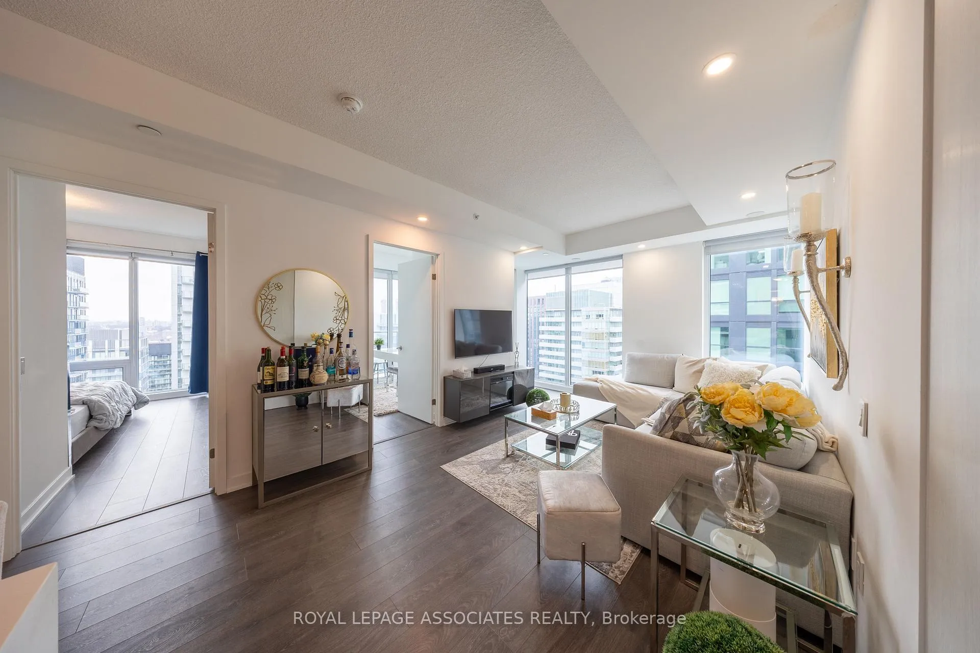Front of Unit 5206, 125 Blue Jays Way
