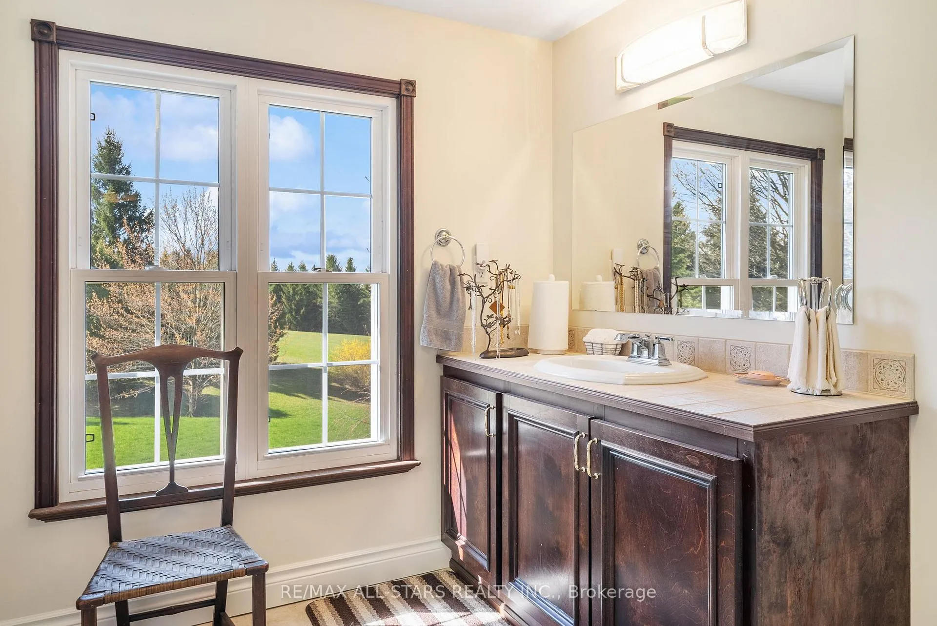 Photo 21 of 396 Ashworth Road, Uxbridge, Rural Uxbridge — HOMEH