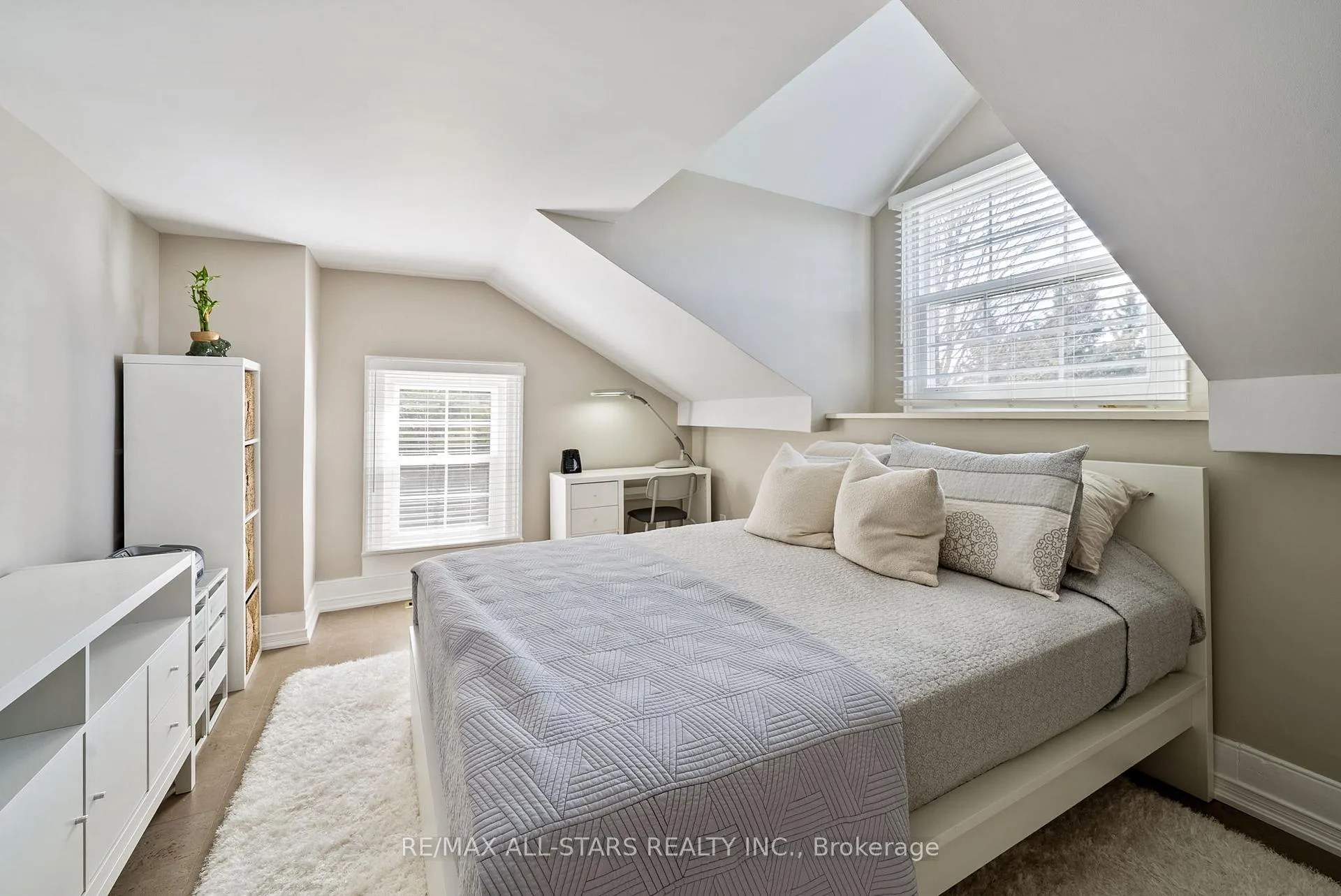 Photo 27 of 396 Ashworth Road, Uxbridge, Rural Uxbridge — HOMEH