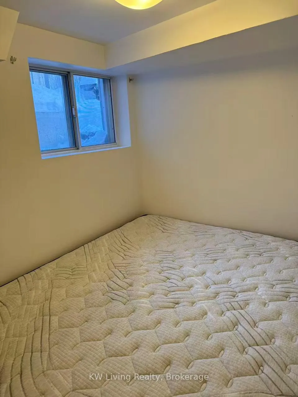 Photo 5 of Unit Basement, 62 Ulster Street, Toronto, University — HOMEH