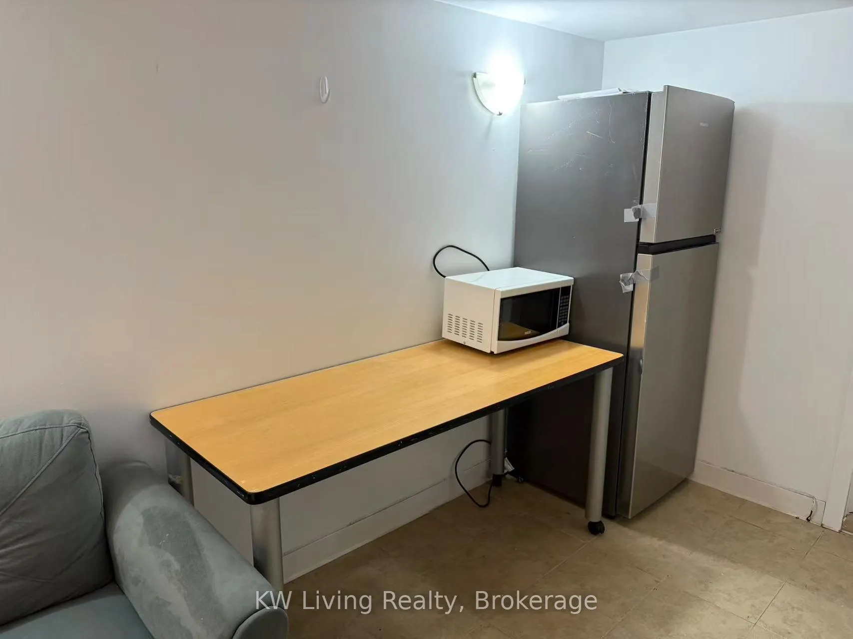 Photo 12 of Unit Basement, 62 Ulster Street, Toronto, University — HOMEH