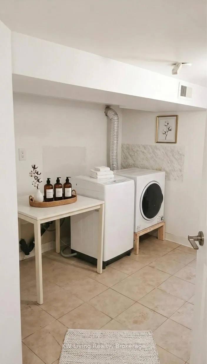 Photo 15 of Unit Basement, 62 Ulster Street, Toronto, University — HOMEH
