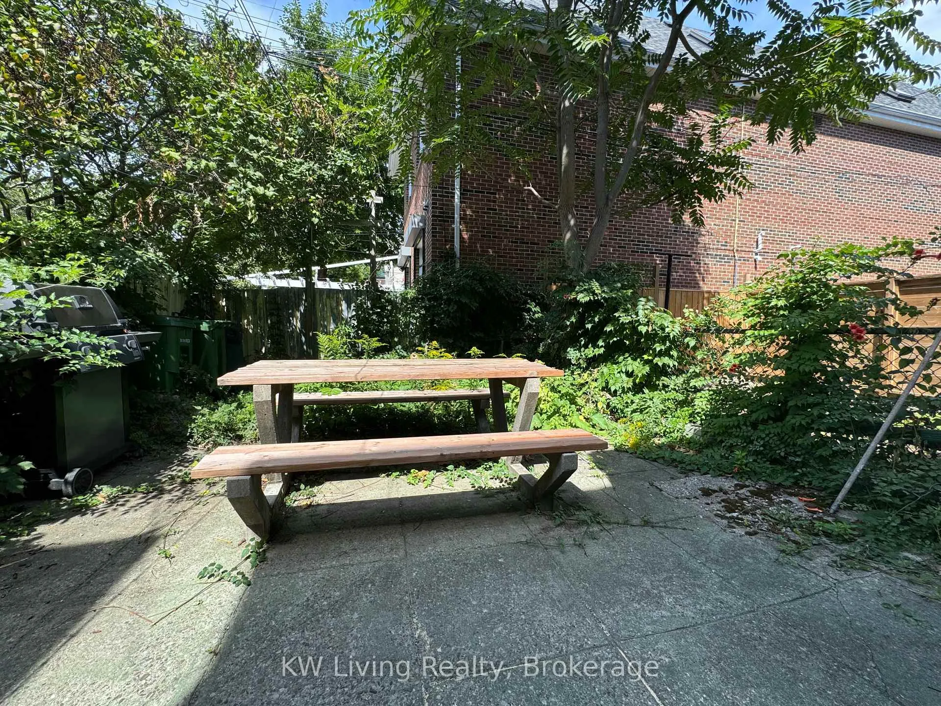 Photo 17 of Unit Basement, 62 Ulster Street, Toronto, University — HOMEH