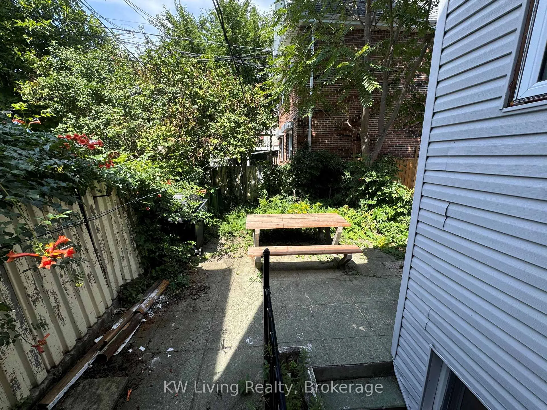 Photo 18 of Unit Basement, 62 Ulster Street, Toronto, University — HOMEH