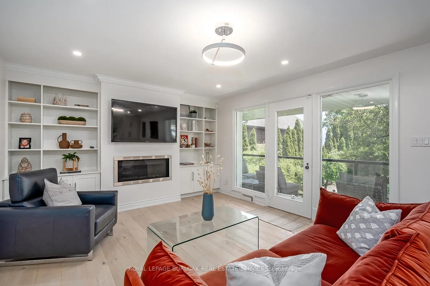 Photo 14 of 624 North Shore Boulevard E, Burlington, LaSalle — HOMEH