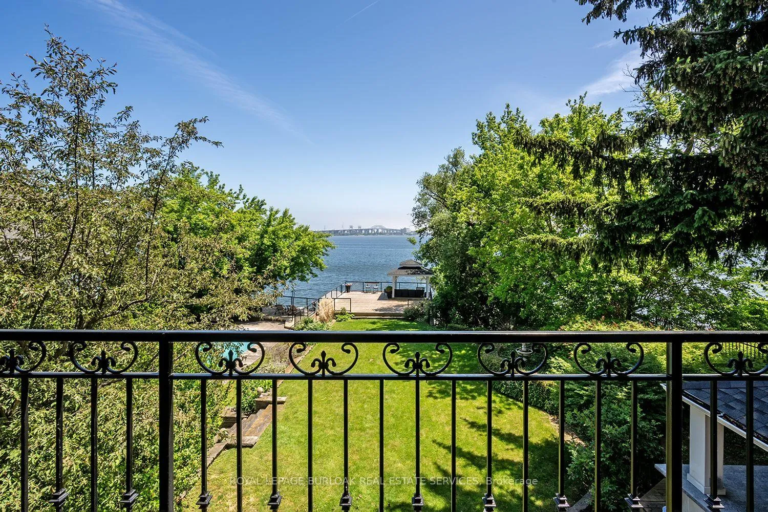 Photo 24 of 624 North Shore Boulevard E, Burlington, LaSalle — HOMEH