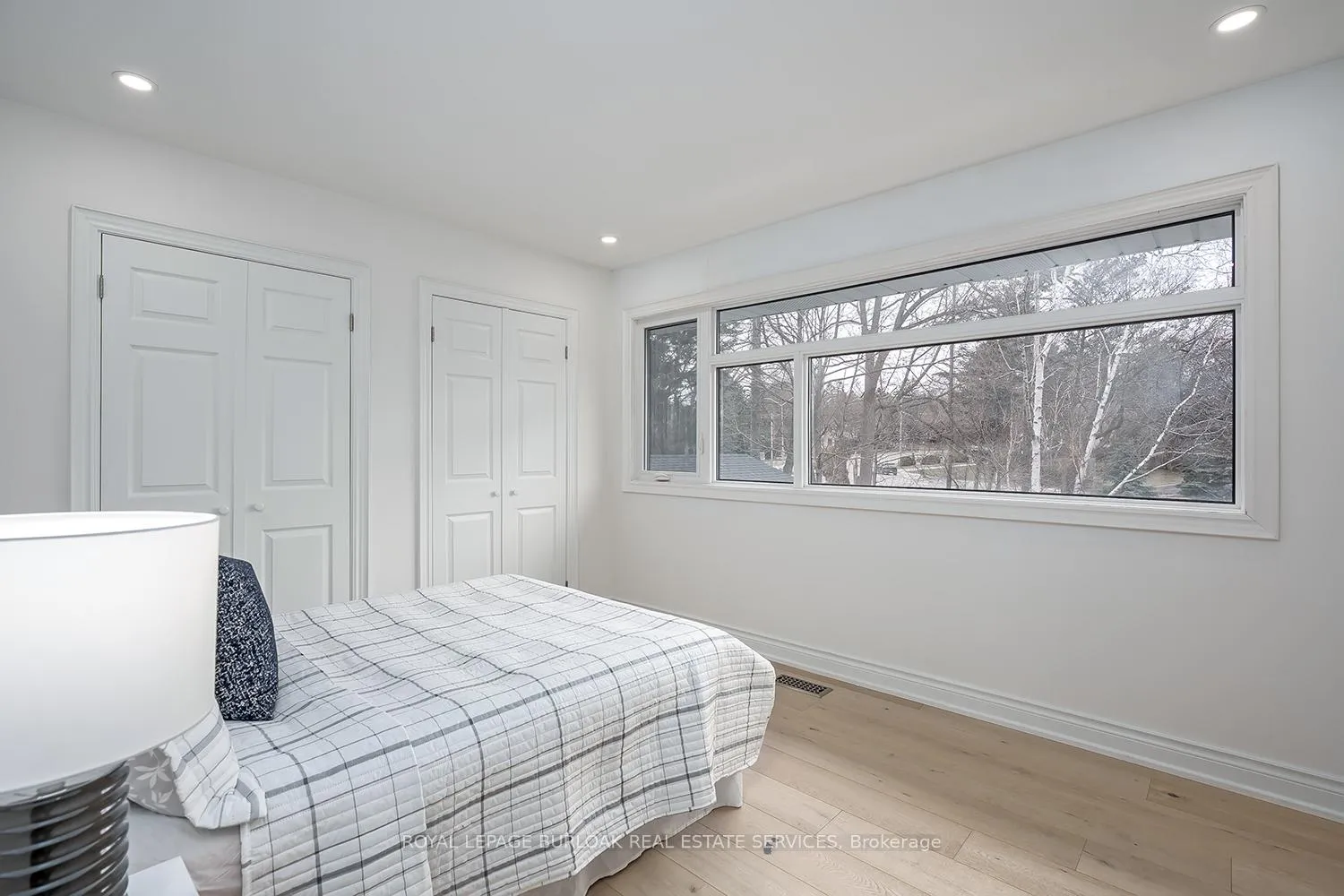 Photo 26 of 624 North Shore Boulevard E, Burlington, LaSalle — HOMEH