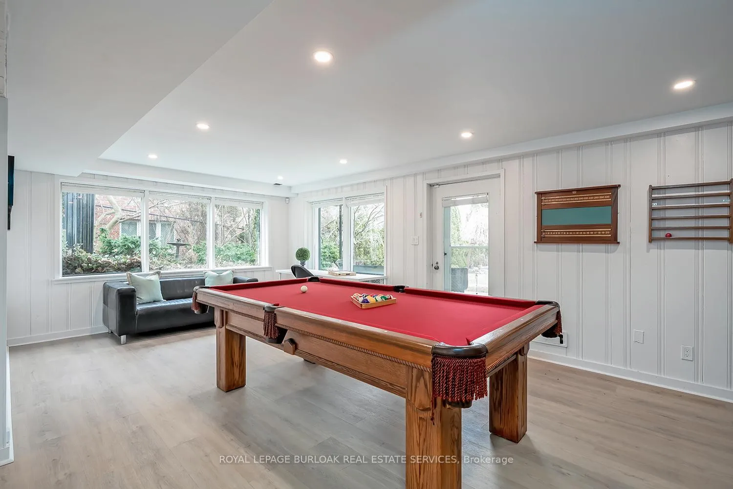 Photo 30 of 624 North Shore Boulevard E, Burlington, LaSalle — HOMEH