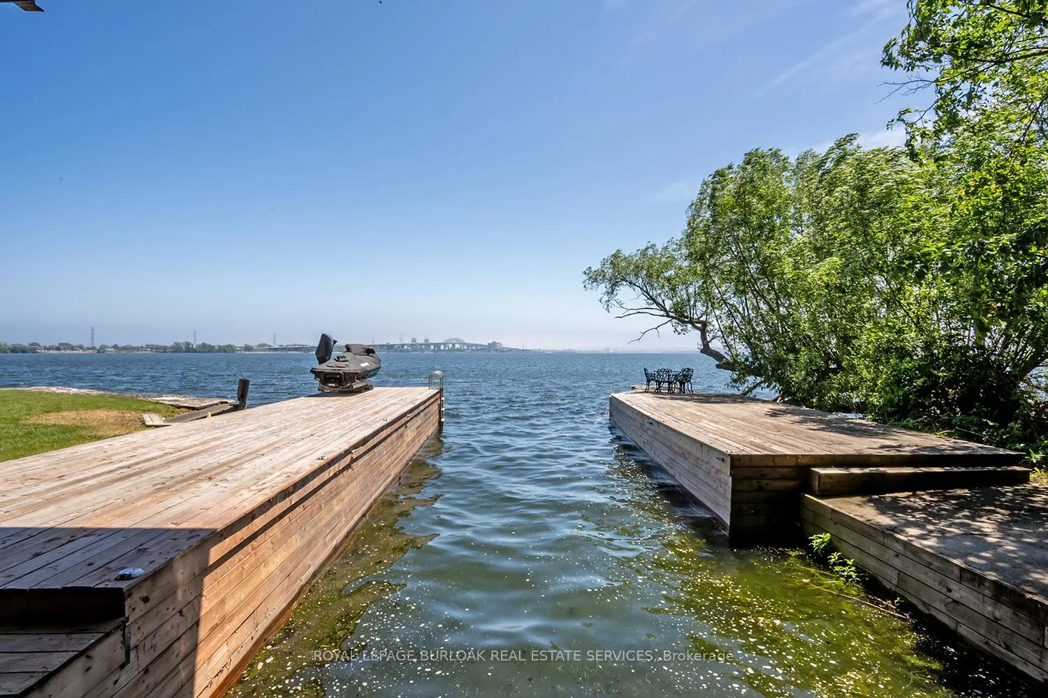 Photo 46 of 624 North Shore Boulevard E, Burlington, LaSalle — HOMEH