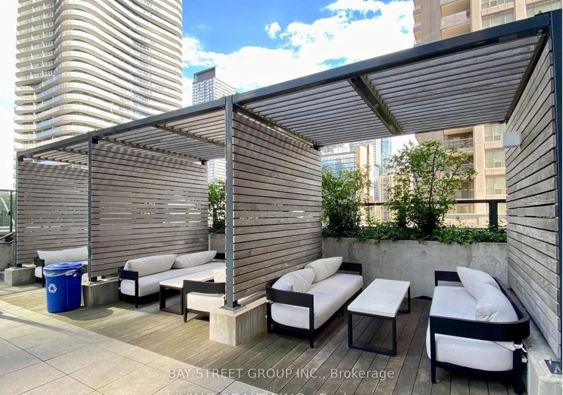 Photo 13 of Unit 2418, 955 Bay Street, Toronto, Bay Street Corridor — HOMEH