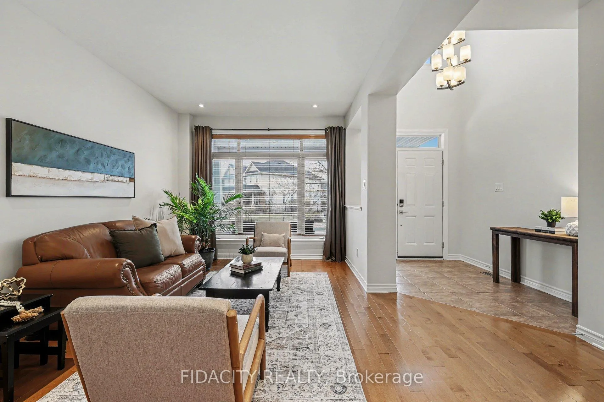 Photo 7 of 514 Bryce Place, Ottawa, Stittsville (North) — HOMEH