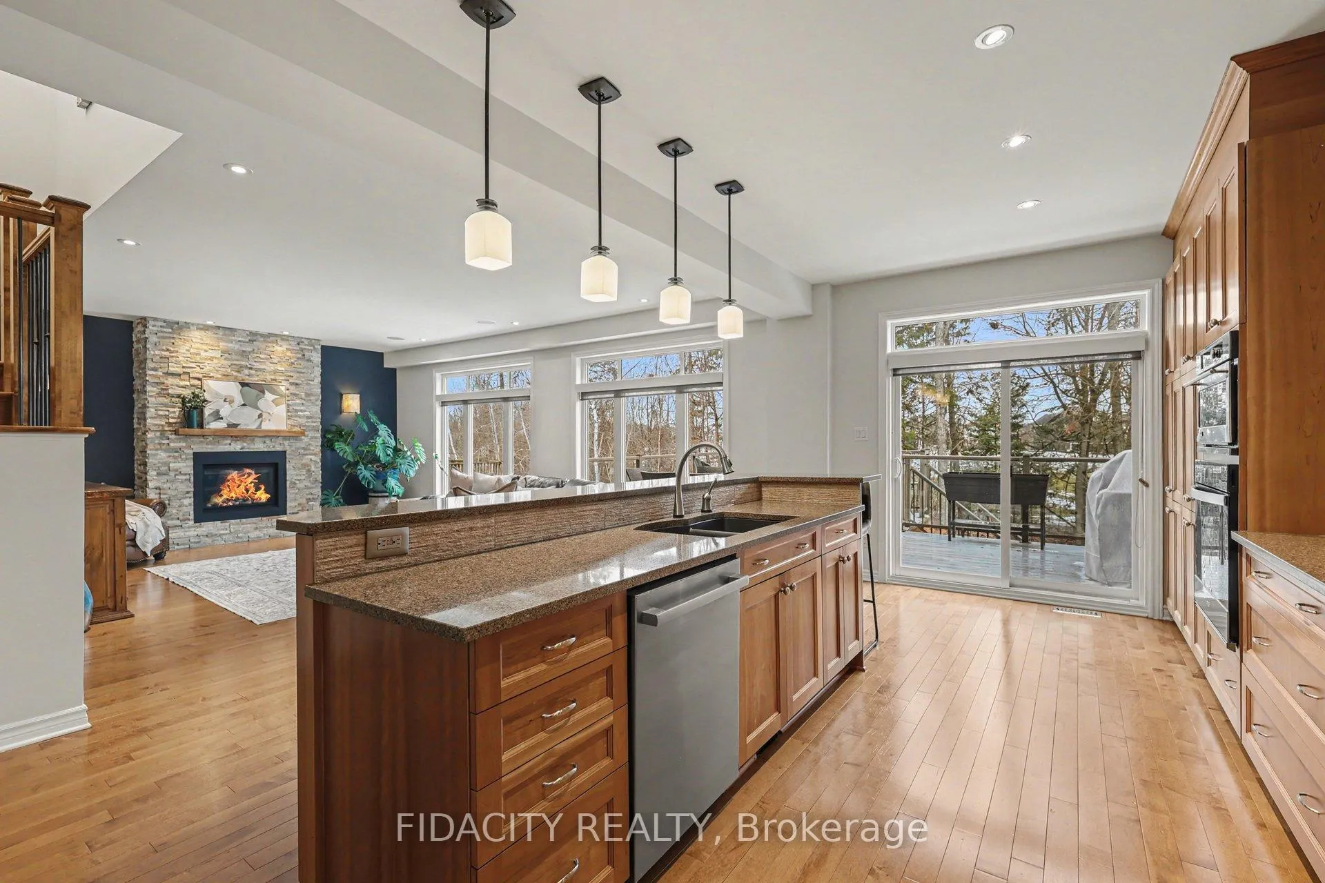 Photo 12 of 514 Bryce Place, Ottawa, Stittsville (North) — HOMEH