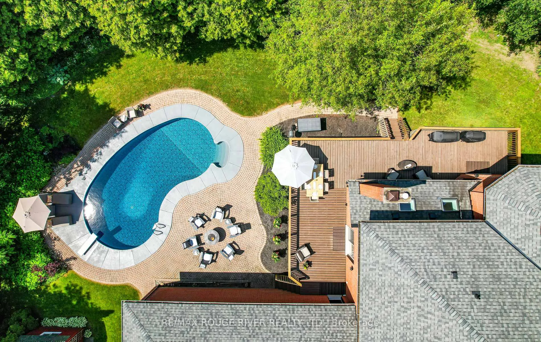 Photo 2 of 10 Kresia Lane, Clarington, Rural Clarington — HOMEH