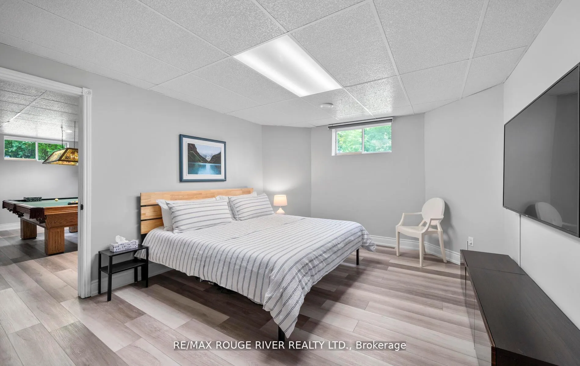 Photo 26 of 10 Kresia Lane, Clarington, Rural Clarington — HOMEH