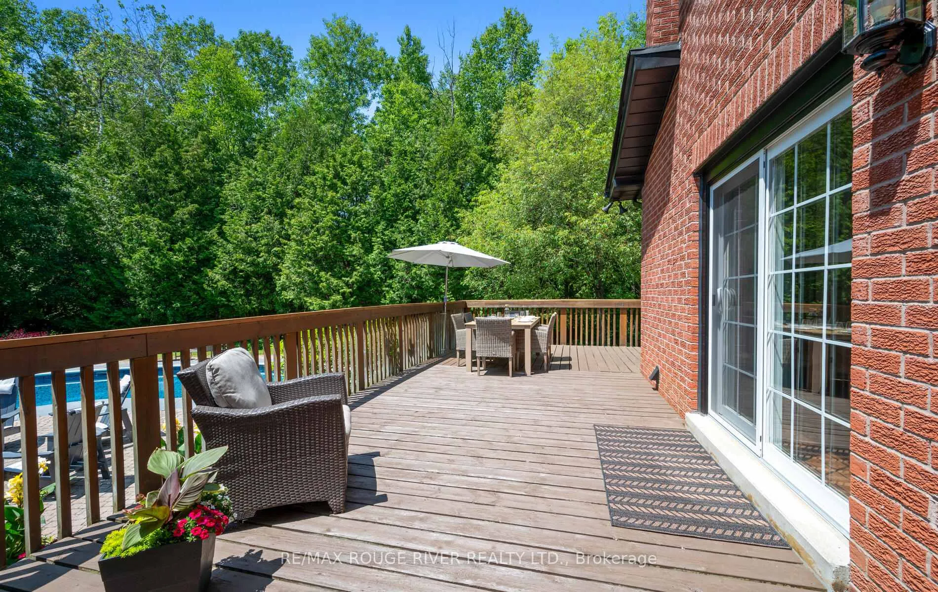 Photo 46 of 10 Kresia Lane, Clarington, Rural Clarington — HOMEH