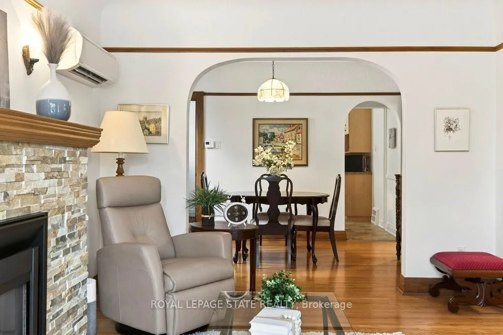 Photo 11 of 40 Roanoke Road, Hamilton, Westdale — HOMEH