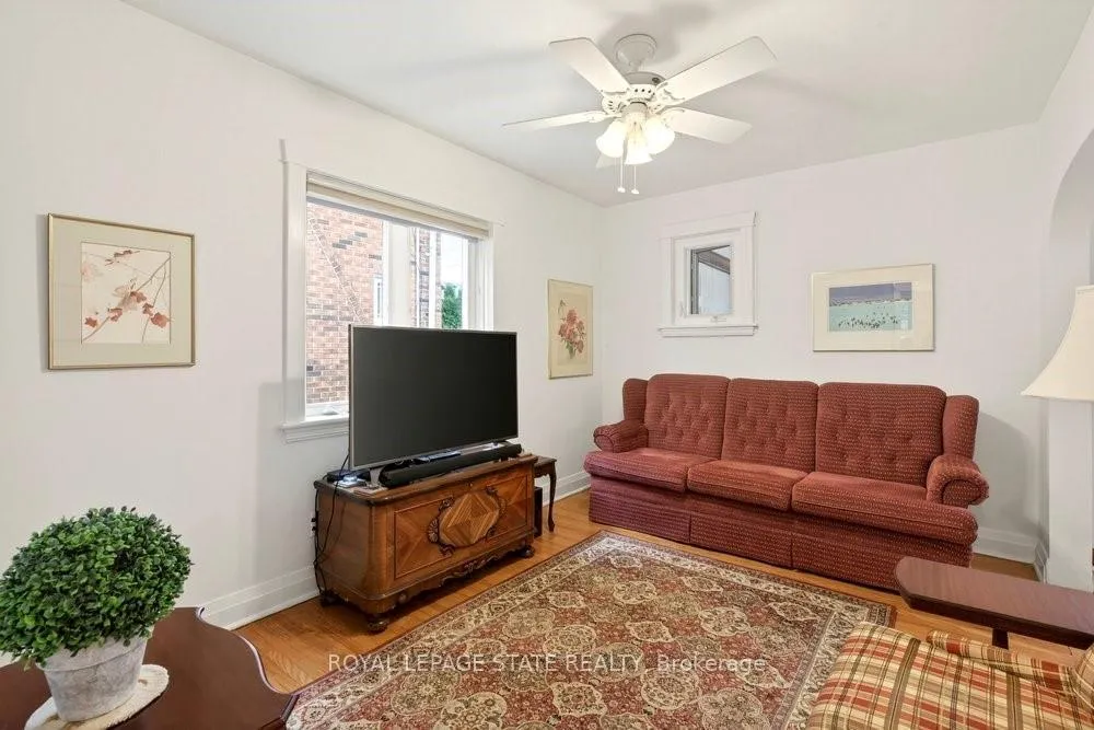 Photo 15 of 40 Roanoke Road, Hamilton, Westdale — HOMEH