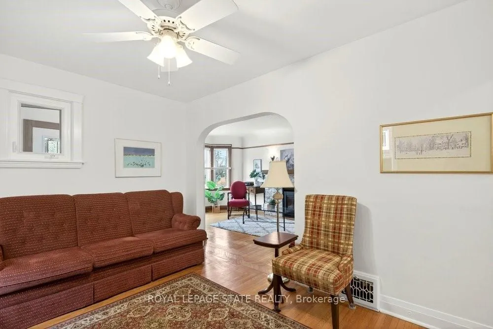 Photo 16 of 40 Roanoke Road, Hamilton, Westdale — HOMEH