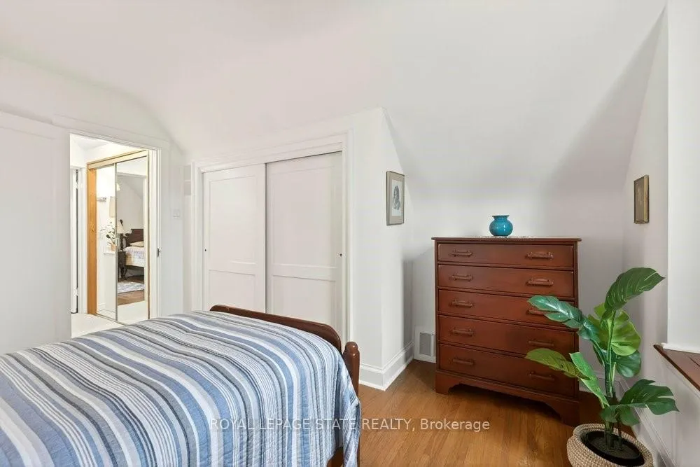 Photo 31 of 40 Roanoke Road, Hamilton, Westdale — HOMEH