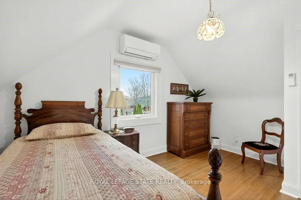 Photo 36 of 40 Roanoke Road, Hamilton, Westdale — HOMEH