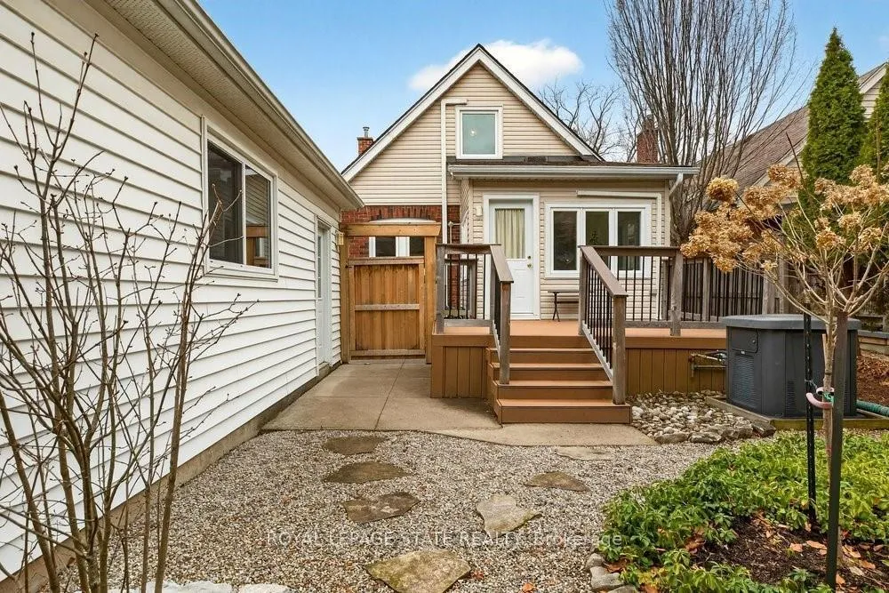 Photo 46 of 40 Roanoke Road, Hamilton, Westdale — HOMEH