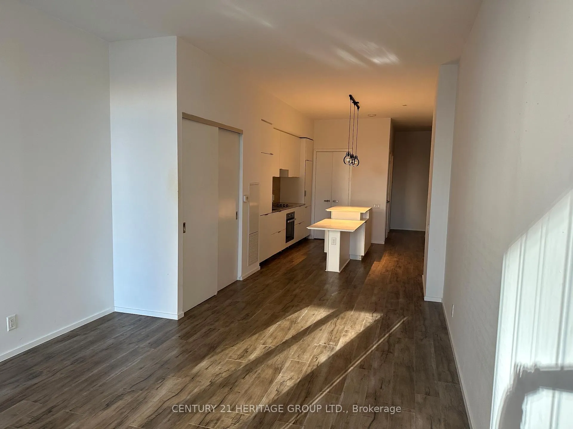 Photo 1 of Unit 324, 5 St Joseph Street, Toronto, Bay Street Corridor — HOMEH