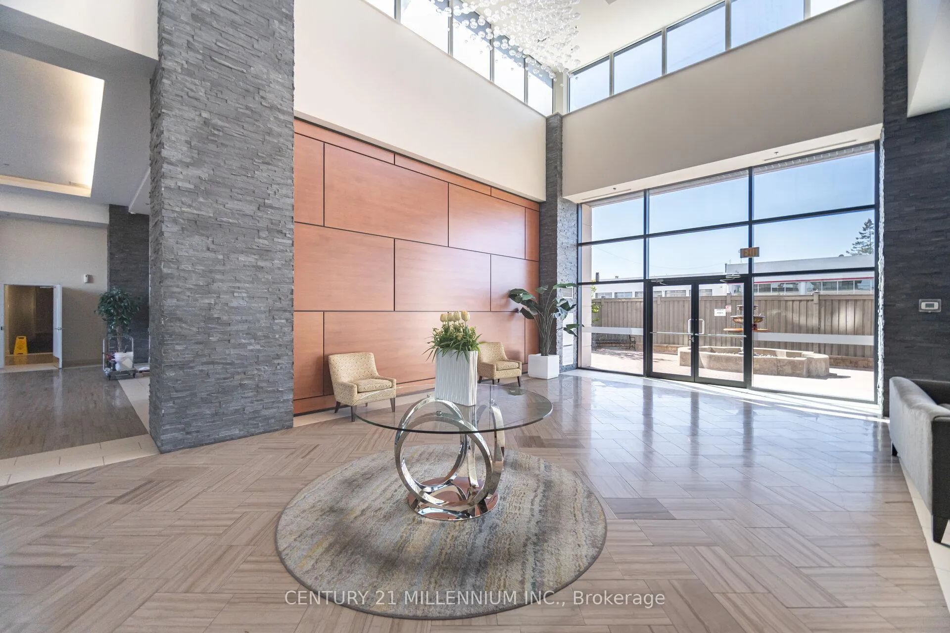 Photo 4 of Unit 217, 24 Woodstream Boulevard, Vaughan, Vaughan Grove — HOMEH