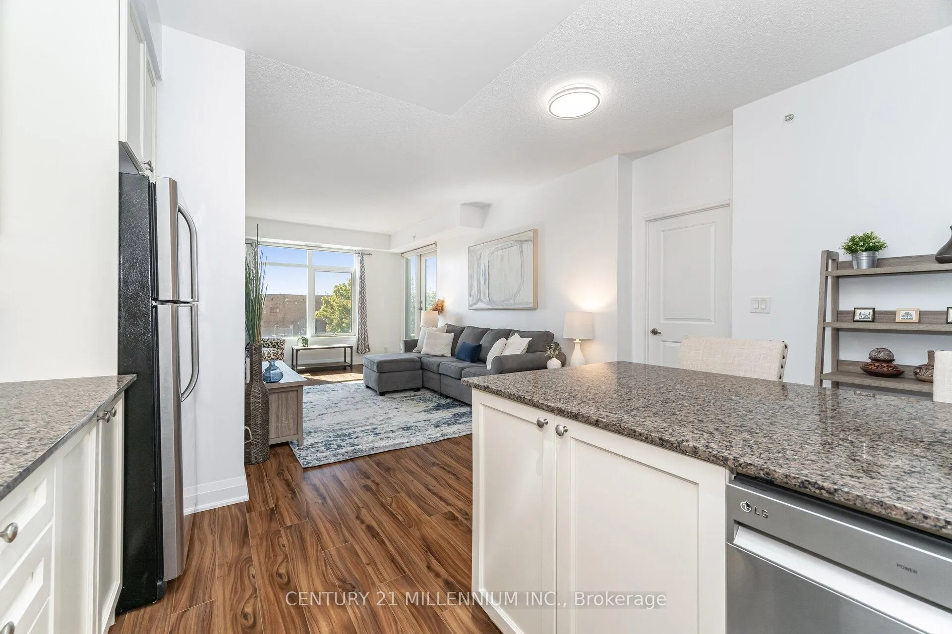 Photo 12 of Unit 217, 24 Woodstream Boulevard, Vaughan, Vaughan Grove — HOMEH